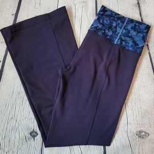 Lululemon | Blue Bookcut Yoga Pants Size 12
